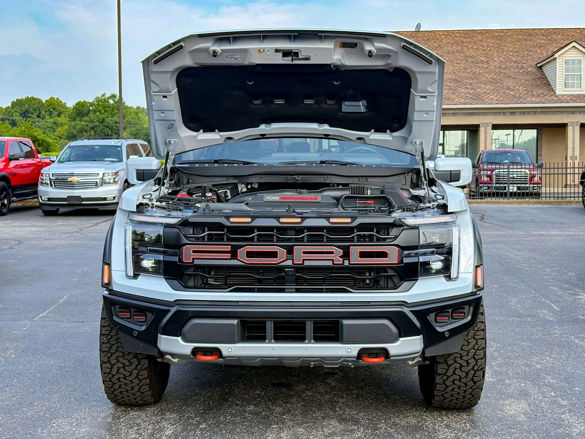 Used 2025 White Ford Raptor image 37