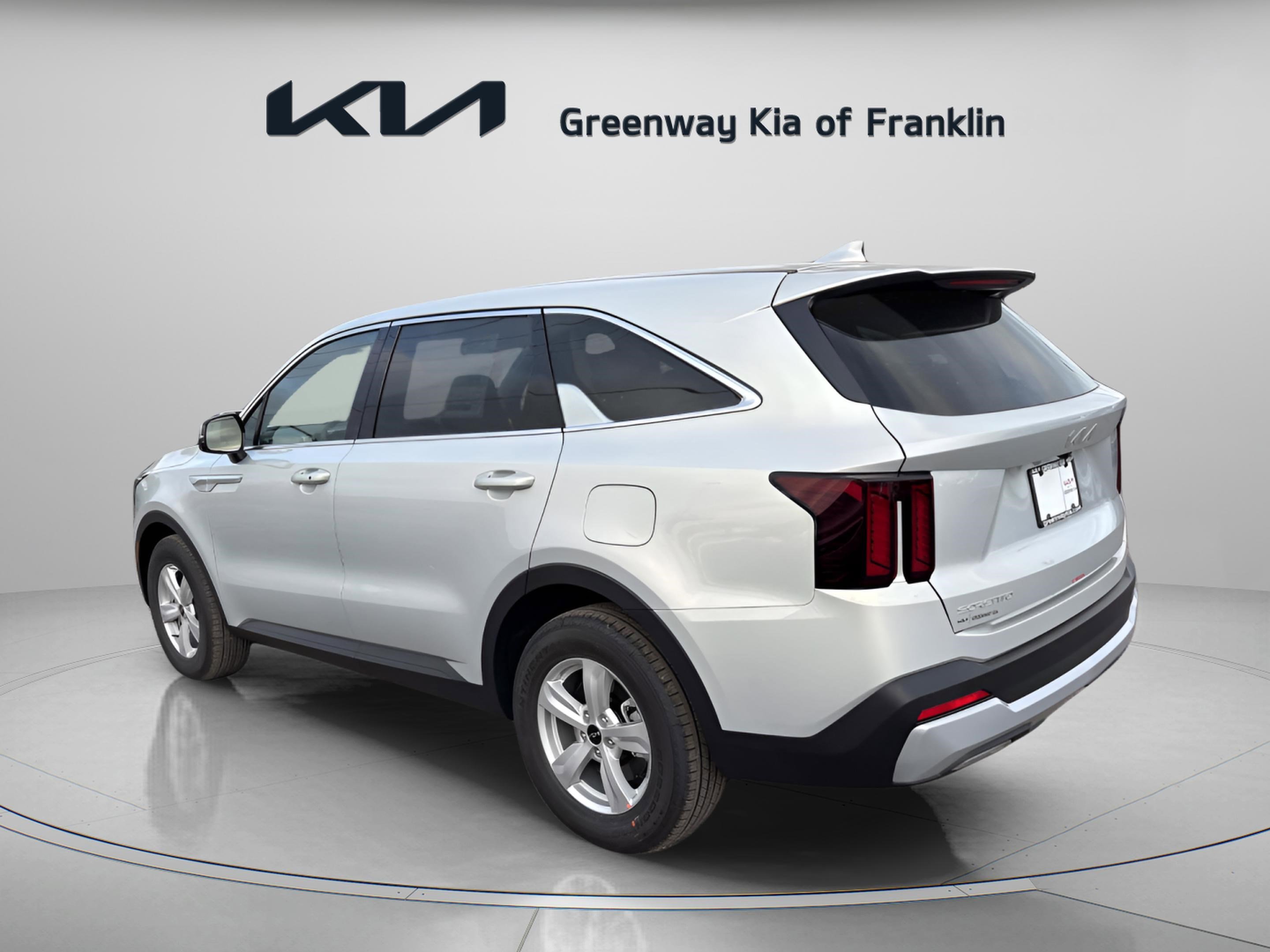 New 2026 Ivory Silver Kia LX image 5