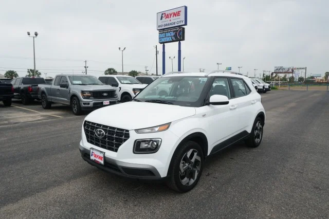 Used 2025 WHITE Hyundai SEL image 1