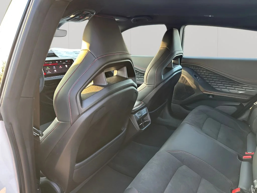 New 2026 White Knuckle Exterior Paint Dodge R/T Scat Pack image 24
