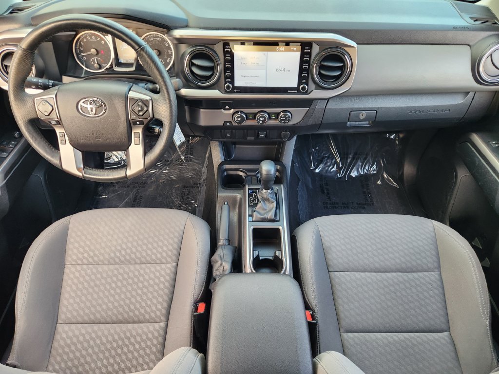 Used 2022 Gray Toyota SR5 image 24