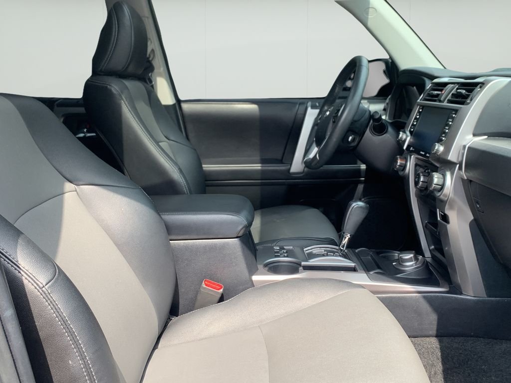 2022 Toyota 4Runner SR5 Premium - Photo 36