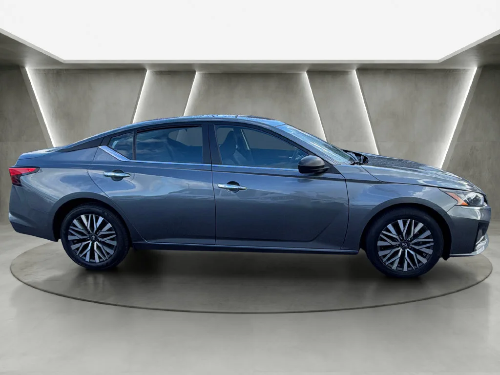 Used 2024 Nissan Altima SV with VIN 1N4BL4DV2RN352872 for sale in Adams, NY
