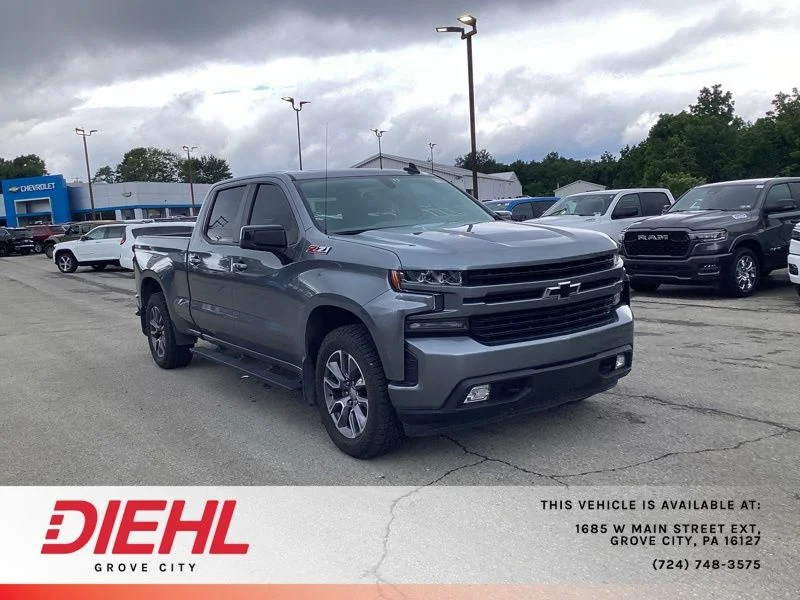 Used 2019 Gray Chevrolet RST image 1