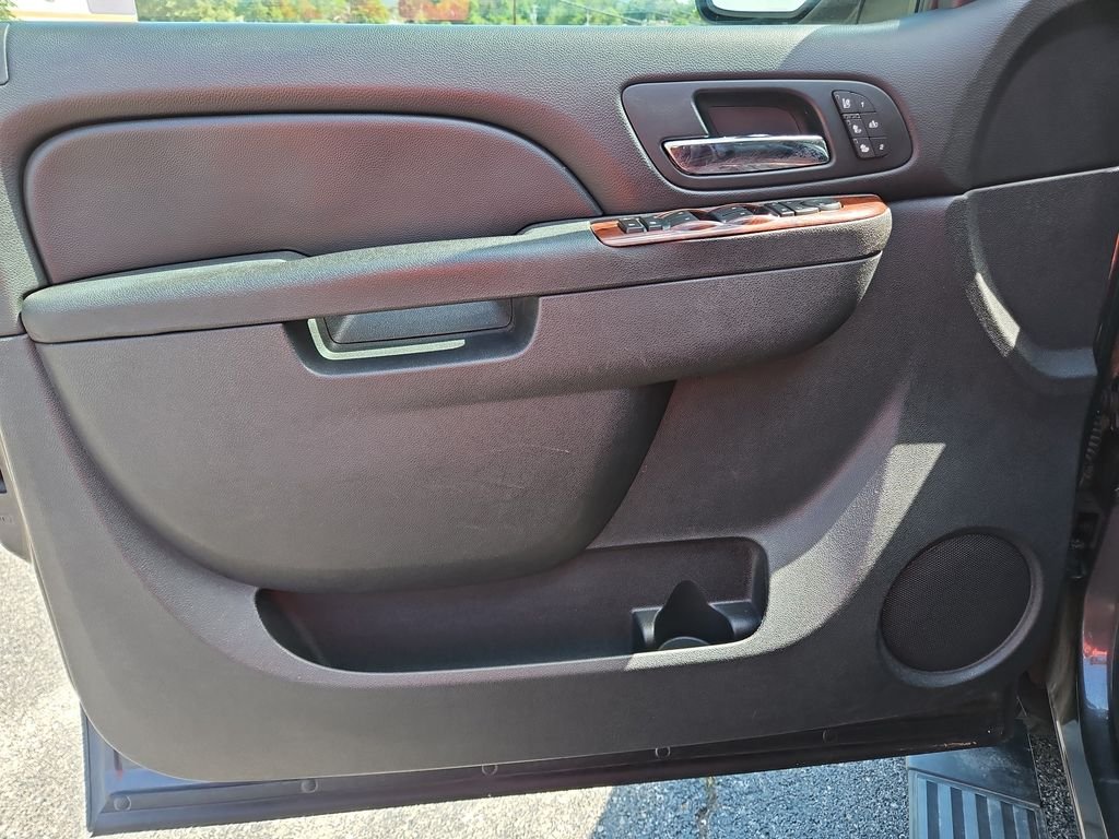 Used 2010 Beige Chevrolet LTZ image 11