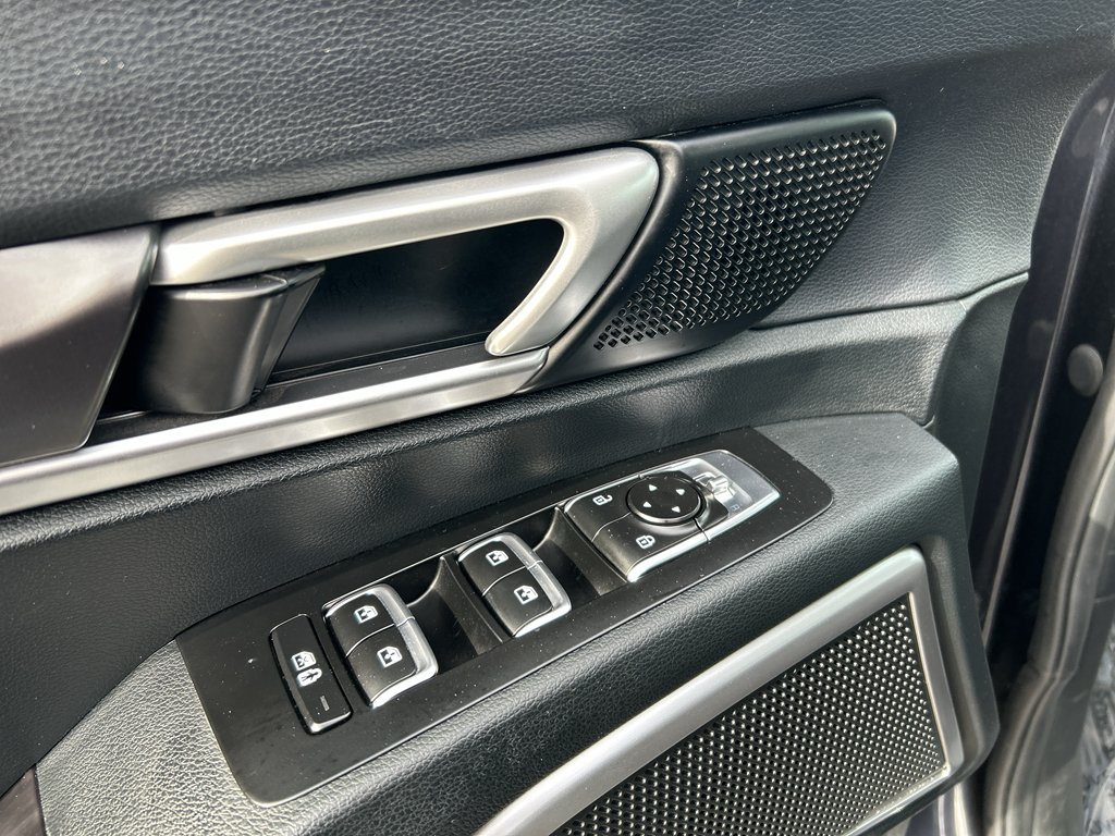 2025 Kia Telluride S - Photo 20