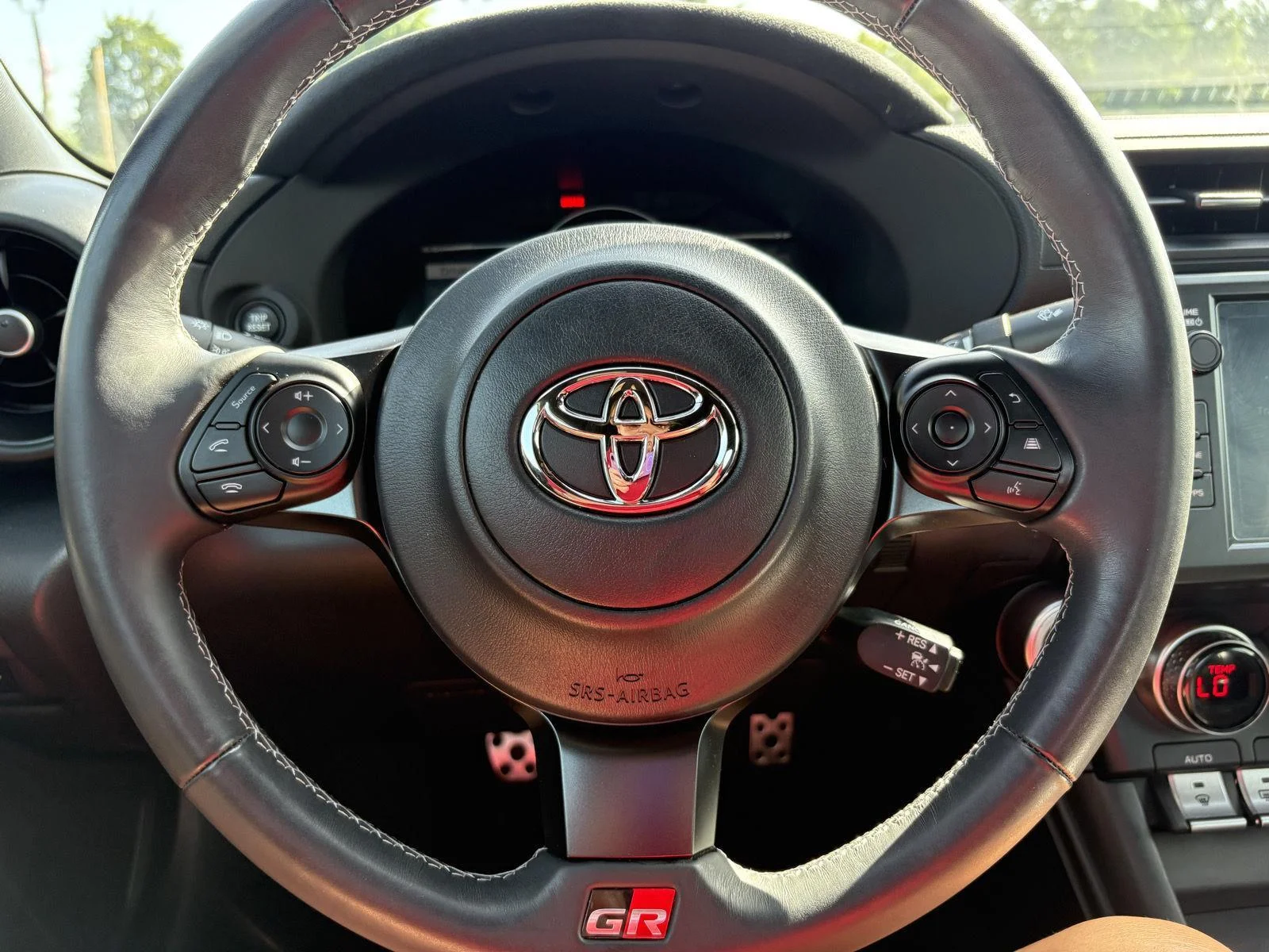 Used 2025 BLACK                     TOYOTA PREMIUM MANUAL image 20
