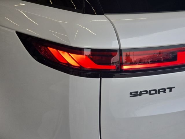 New 2026 Ostuni Pearl White Land Rover Dynamic SE image 23