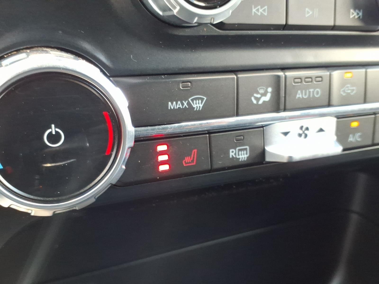 Used 2022 Agate Black Metallic Ford XLT image 5