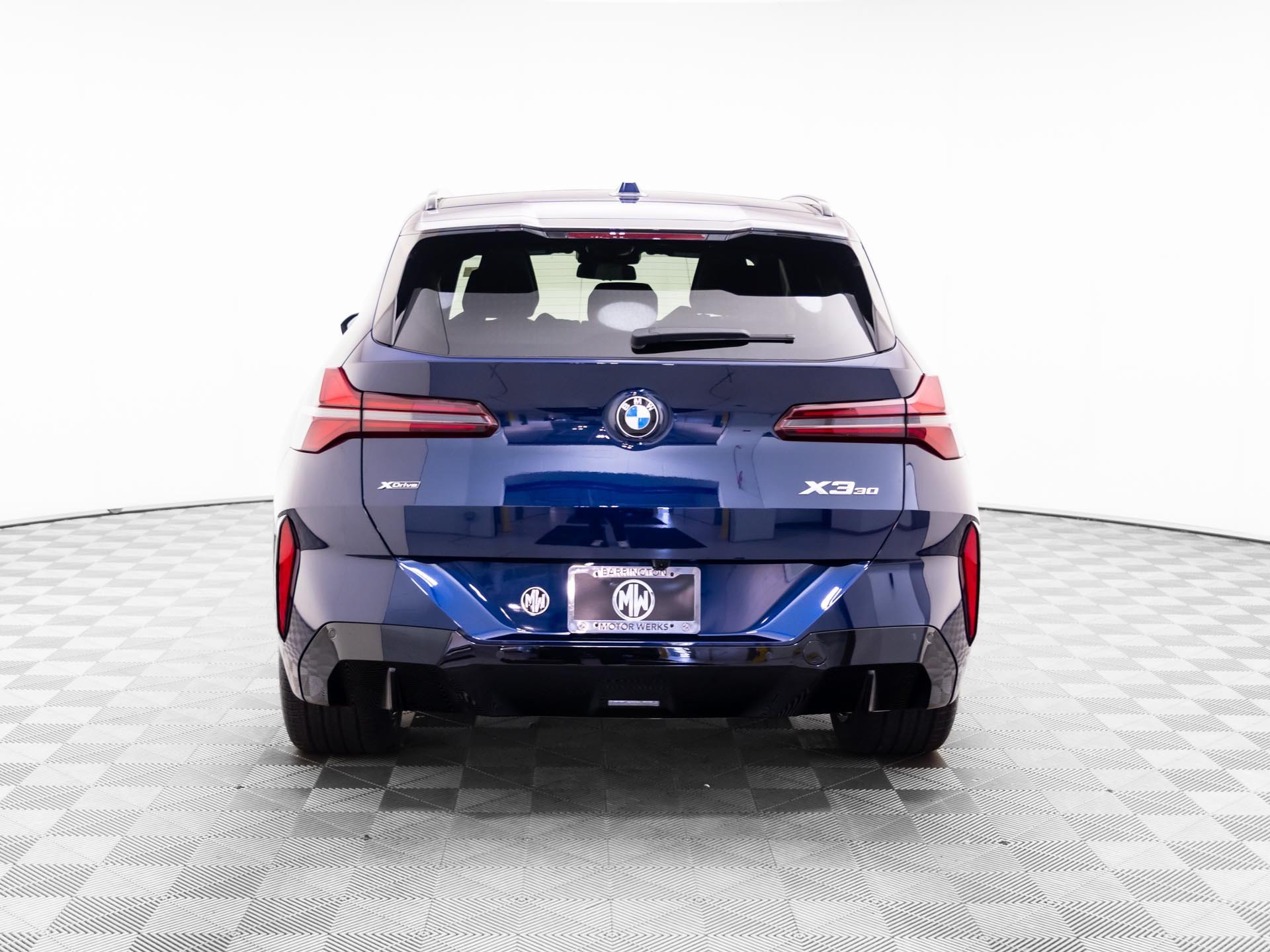 New 2026 Tanzanite Blue II Metallic BMW 30 xDrive image 5