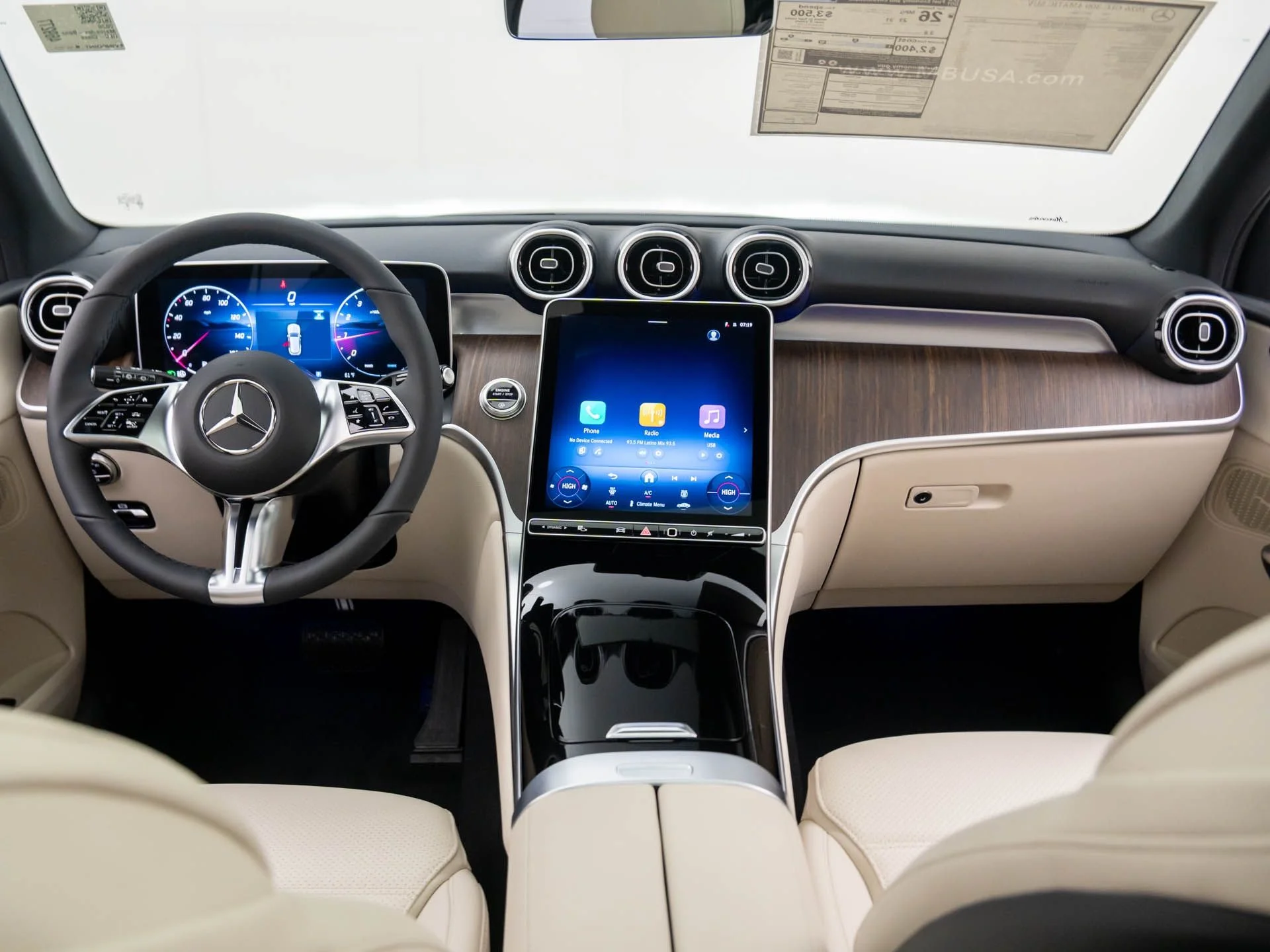 New 2026 Silver Mercedes-Benz GLC 300 image 10