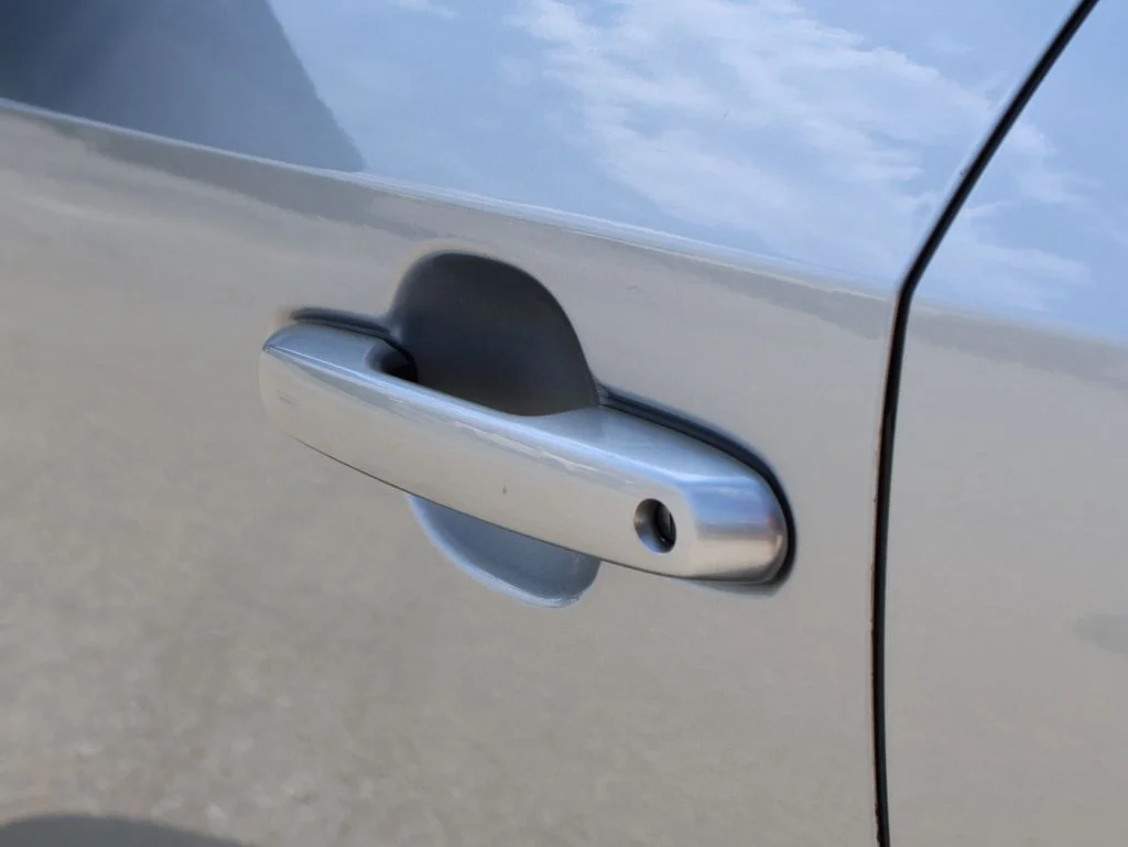 Used 2025 Silver Toyota XLE image 20