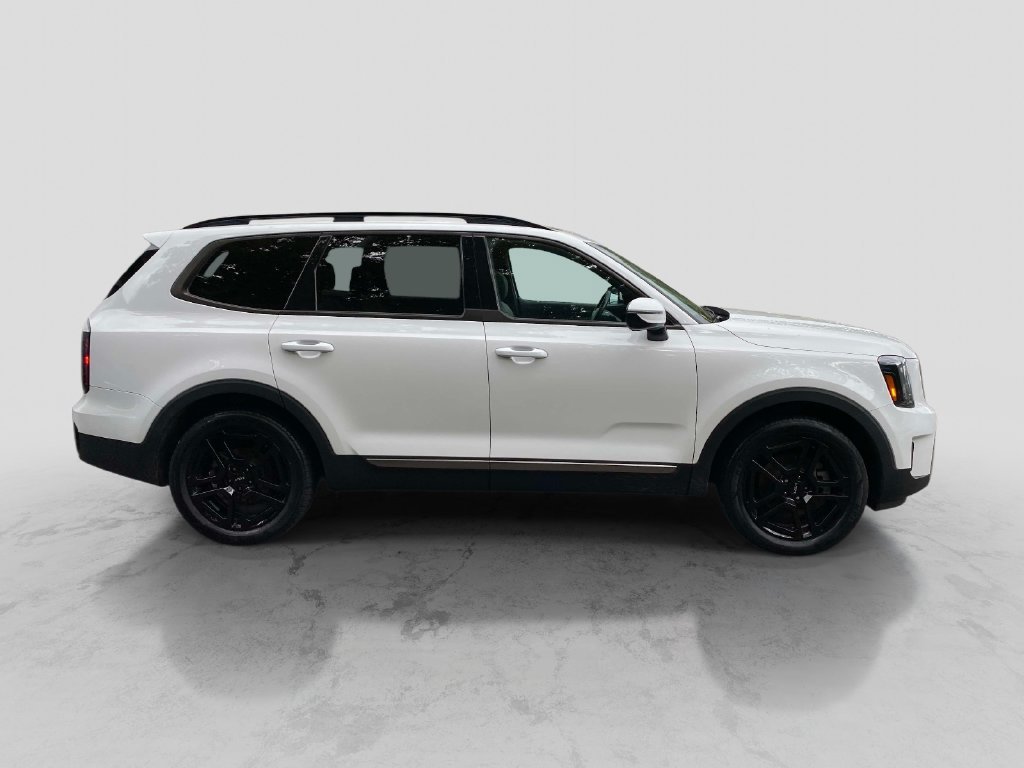 Used 2023 White Kia SX X-Line image 9