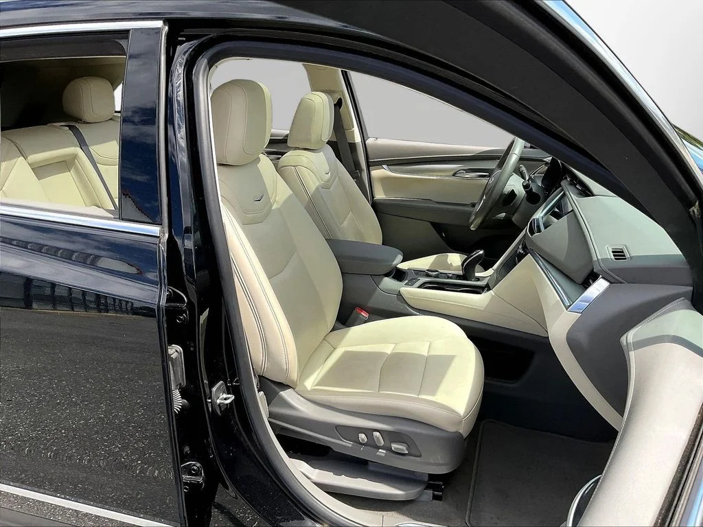 Used 2021 Black Cadillac Premium Luxury image 28