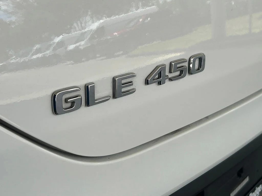 Used 2025 White Mercedes-Benz GLE 450 image 18