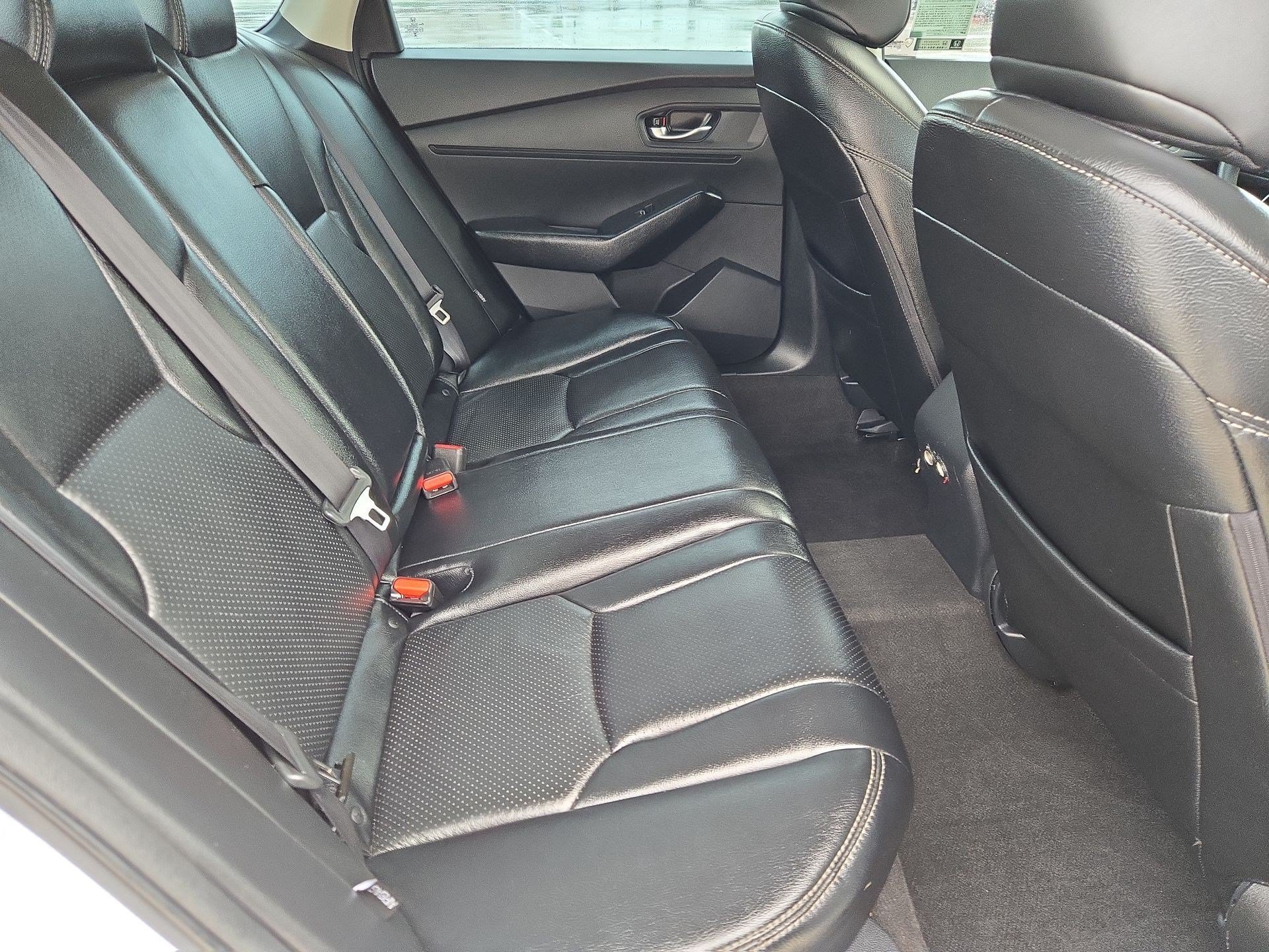 Used 2024 White Honda EX image 30