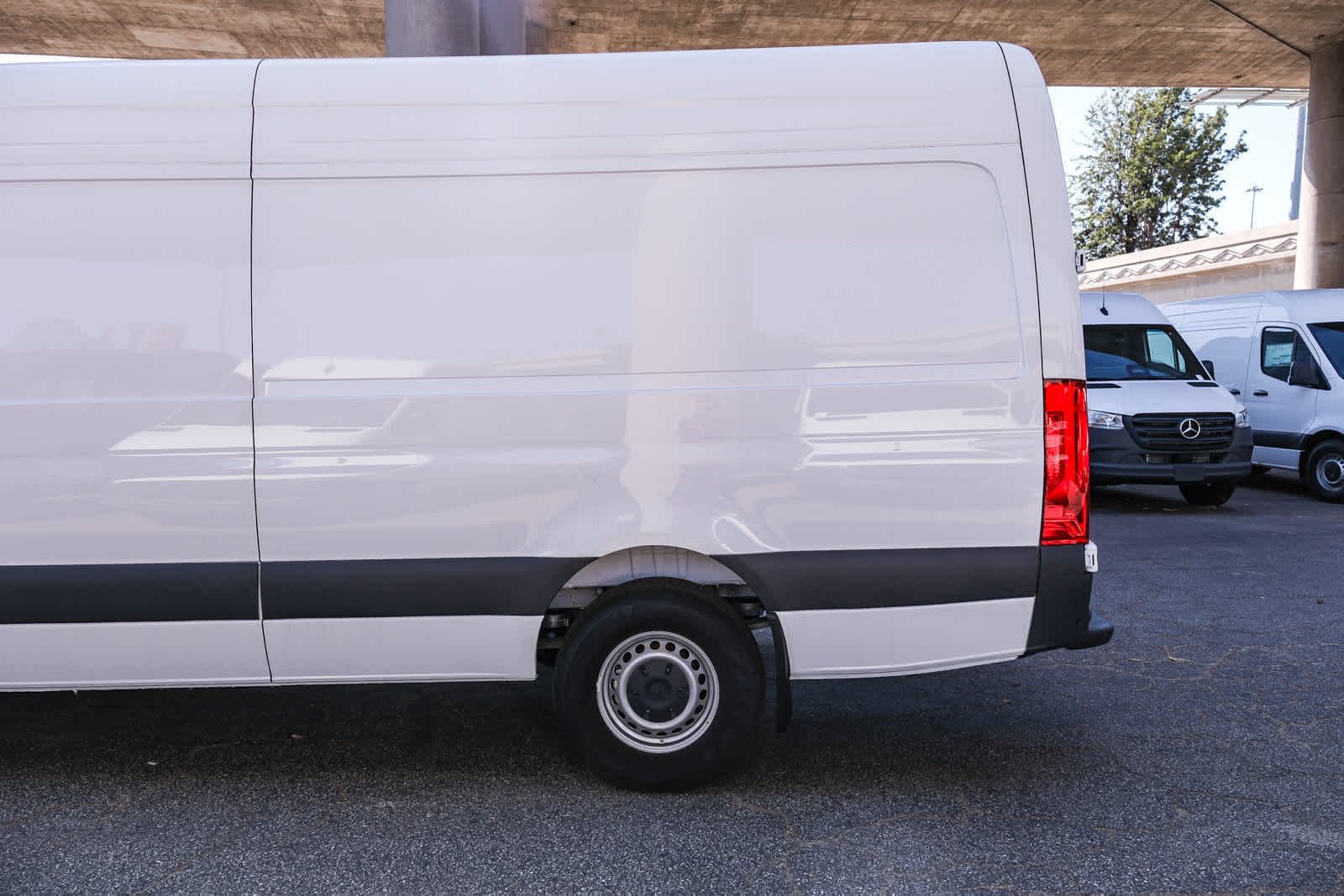 New 2025 Arctic White Mercedes-Benz Cargo 170 WB High Roof RWD Electric Motor image 8