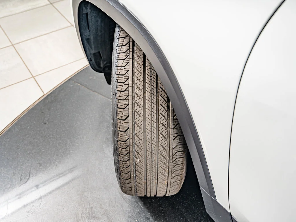 Certified Used 2026 Polar White Mercedes-Benz GLB 250 image 43