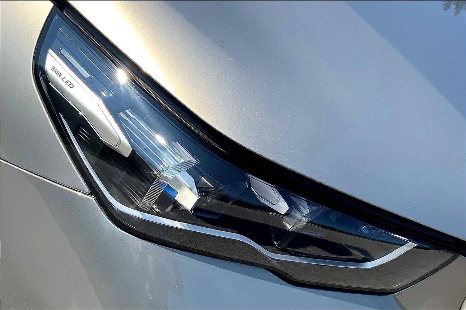 New 2026 Oxide Grey Metallic BMW eDrive40 image 13