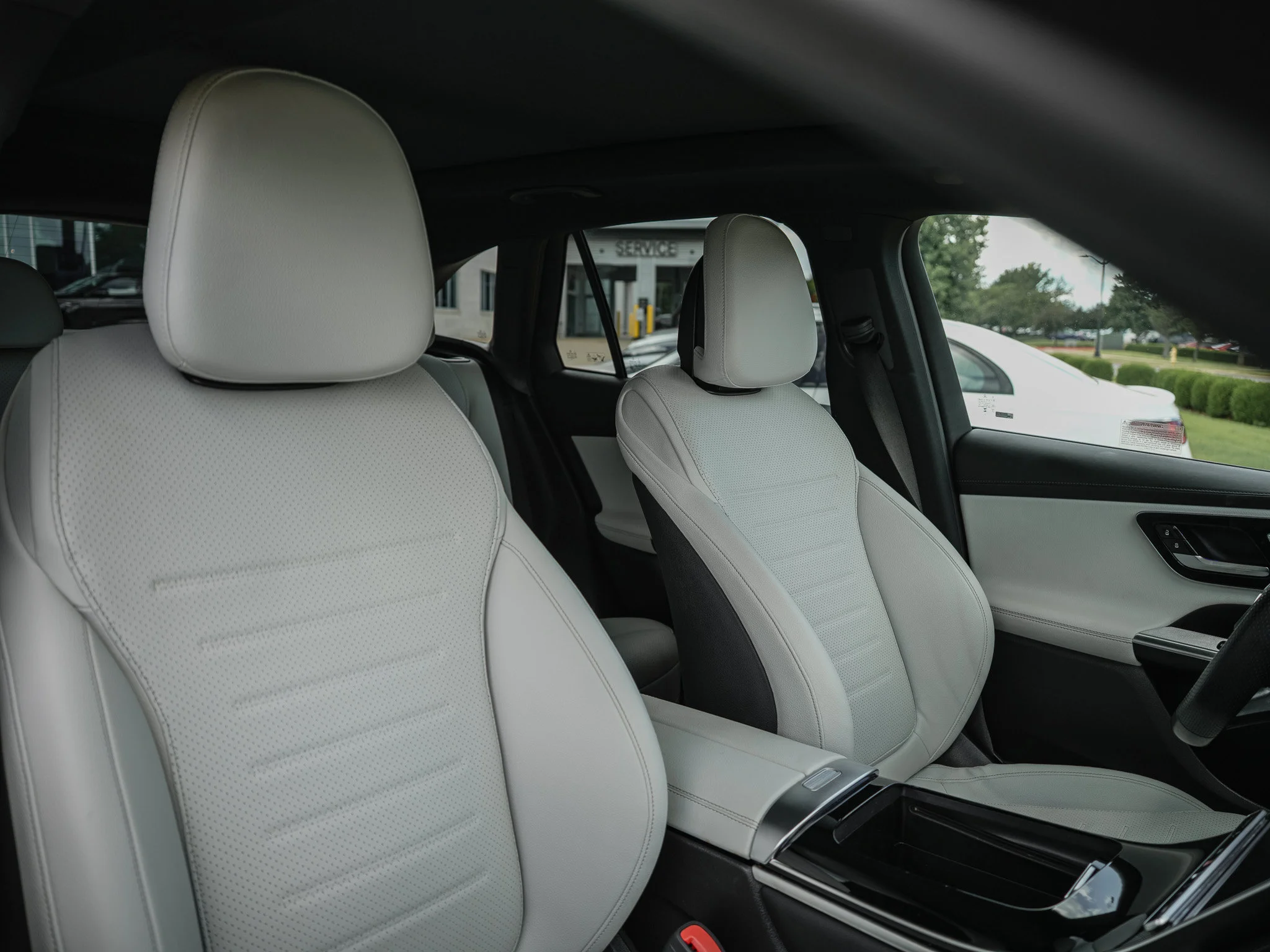 Certified Used 2024 Cirrus Silver Metallic Mercedes-Benz GLC 300 image 28