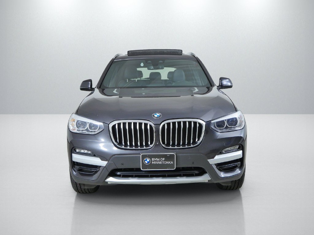 Used 2021 Dark Graphite Metallic BMW xDrive30i image 3