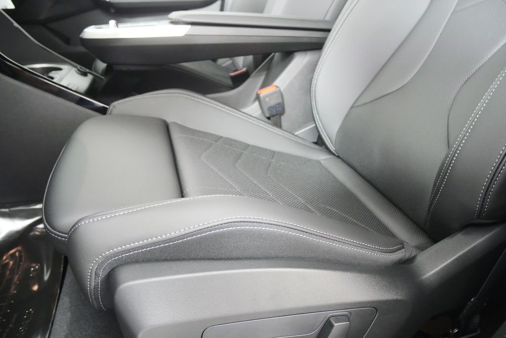New 2026 Storm Bay Metallic BMW xDrive28i image 9