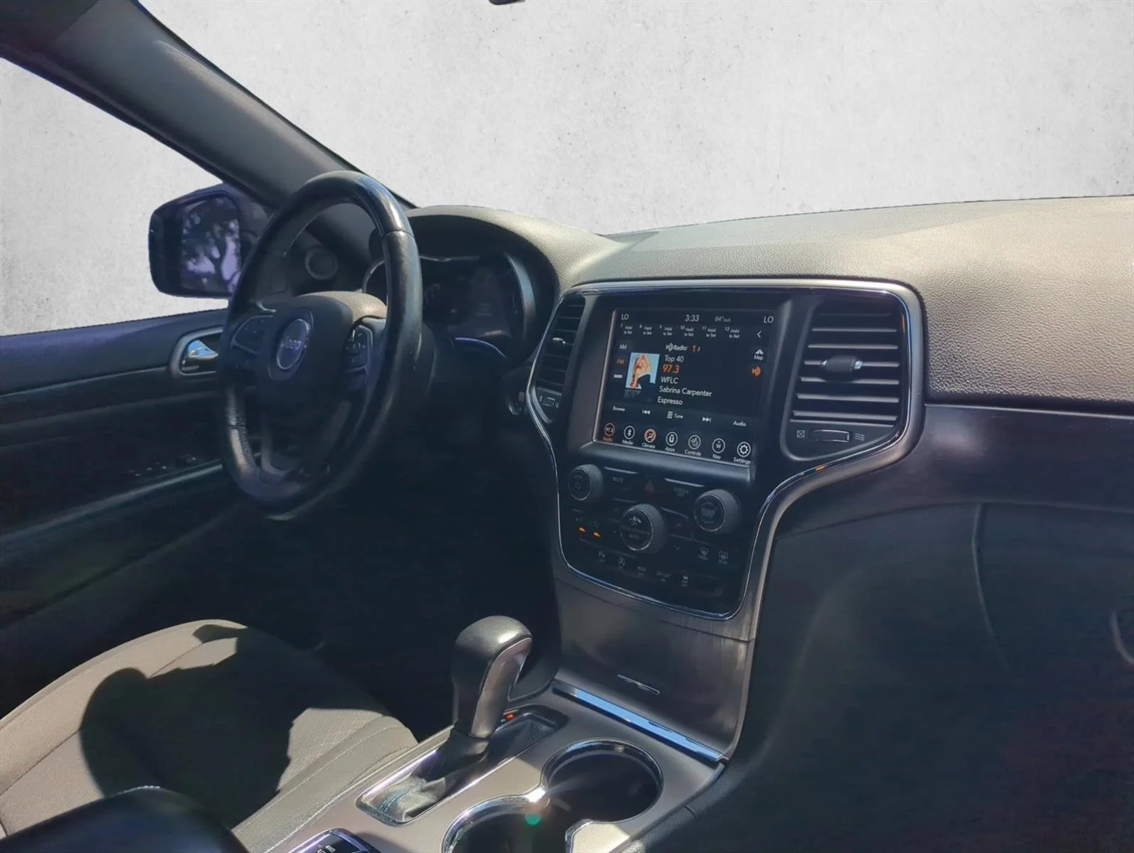 Used 2018 Bright White Clearcoat Jeep Upland image 22