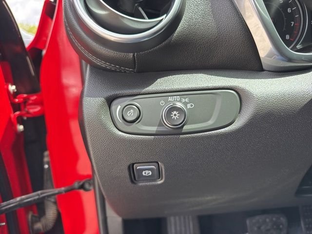 Used 2020 Red Chevrolet LT image 27