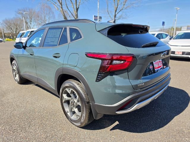 2026 Chevrolet Trax LT - Photo 10