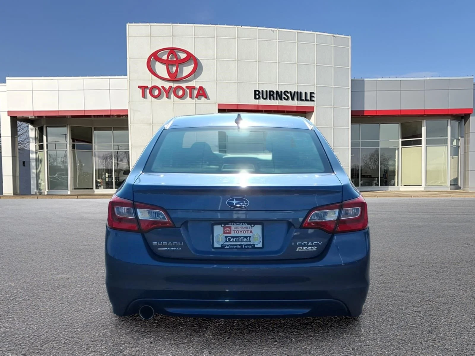 Used 2017 Blue Subaru 2.5i image 5
