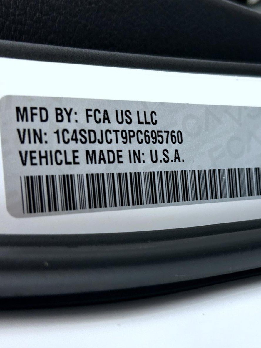 Used 2023 White Knuckle Clearcoat Dodge R/T image 27