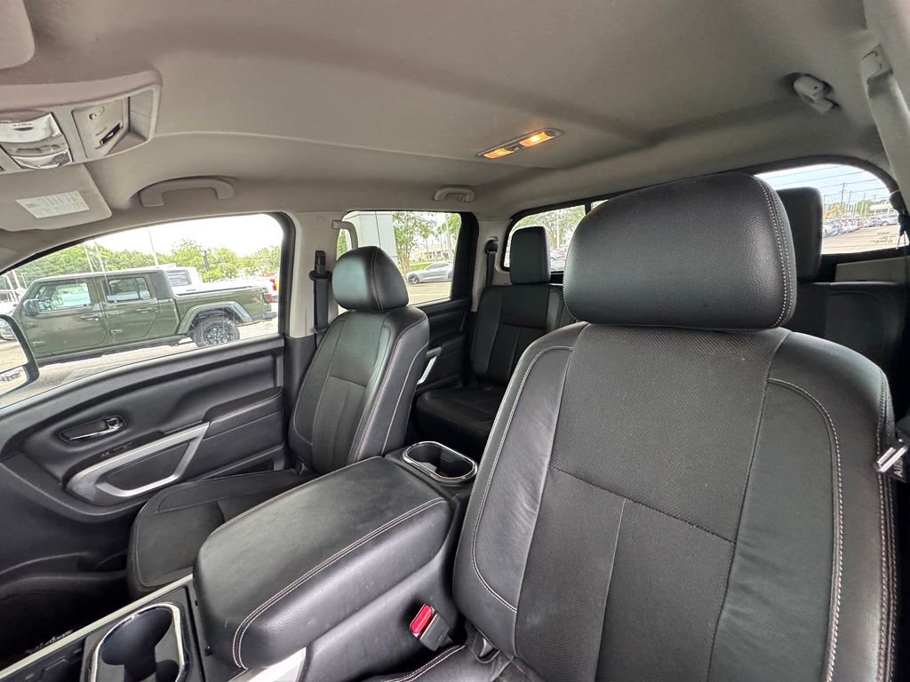 Used 2017 Gray Nissan SL image 14