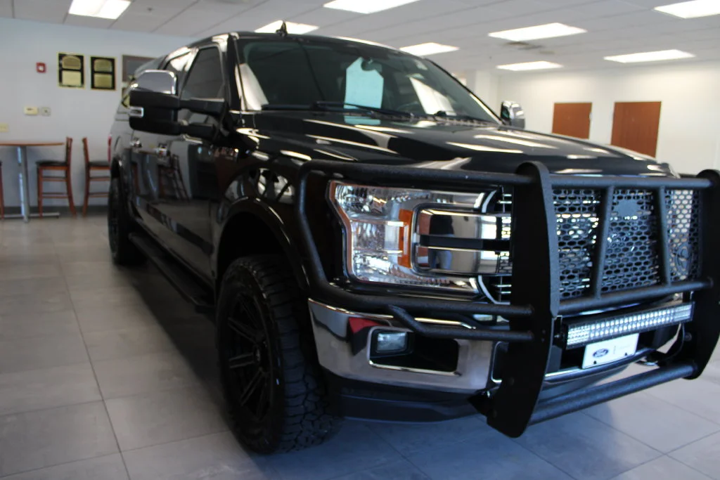 Used 2018 Shadow Black Ford Lariat image 3