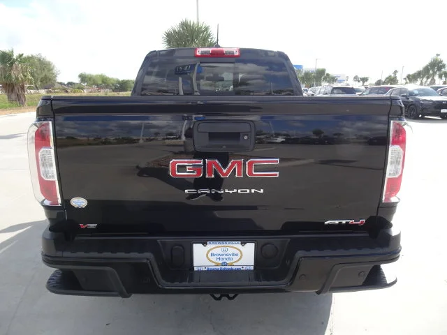 Used 2022 Onyx Black GMC AT4 w/Leather image 5