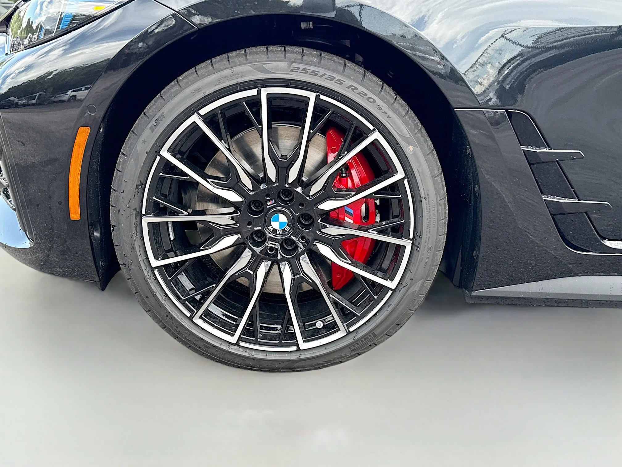New 2026 Black Sapphire Metallic BMW M60 image 42