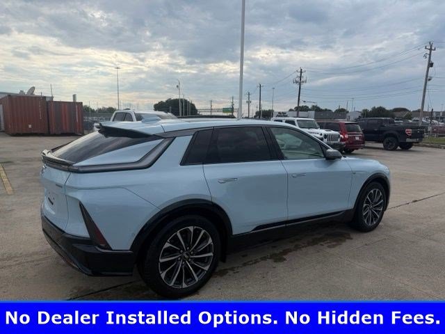 Used 2024 Nimbus Metallic Cadillac Sport image 3