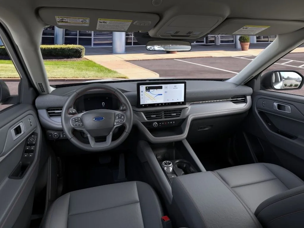 New 2026 Space White Metallic Ford Active™ image 9