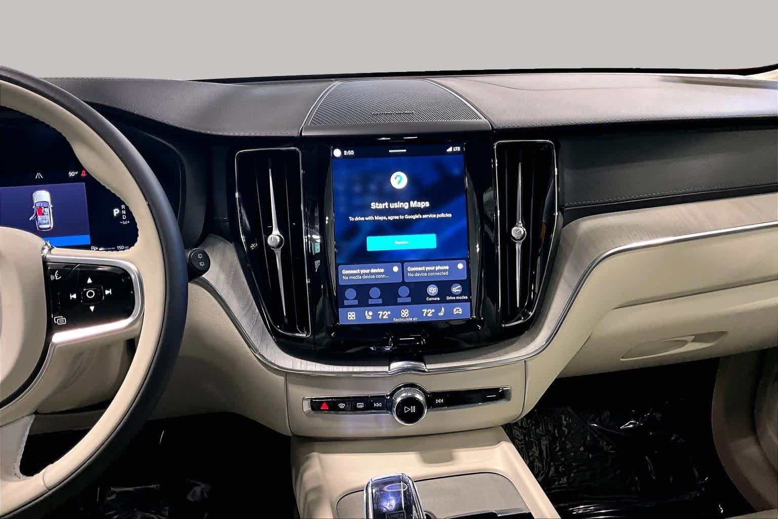 Pre-Owned 2024 Volvo XC60 Ultimate Dark Theme