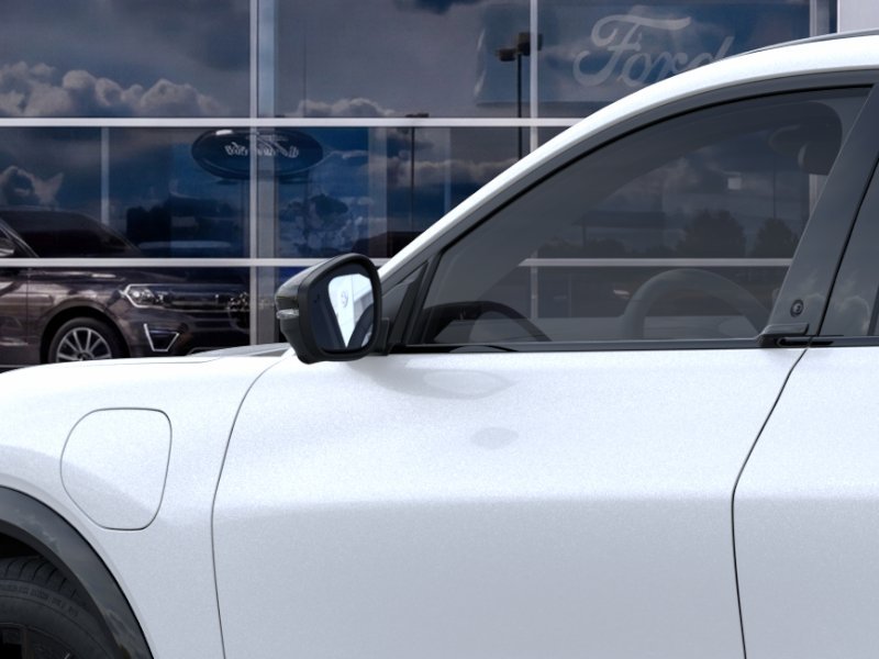 New 2025 Star White Metallic Tri-coat Ford Premium image 52