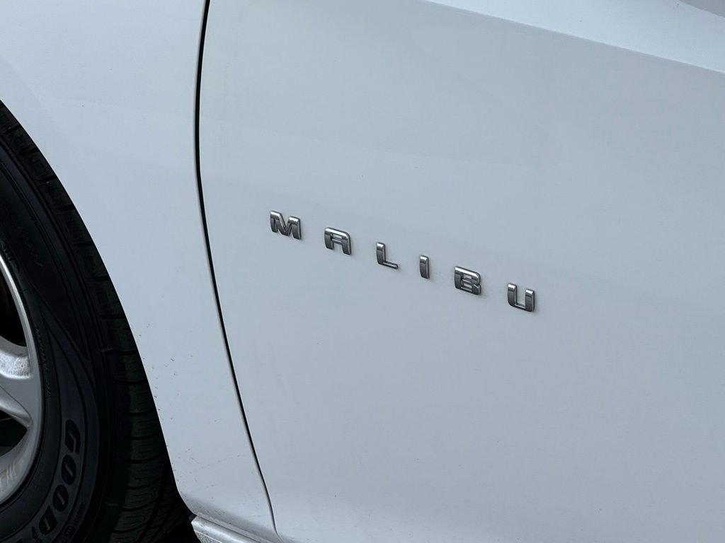 Used 2023 White Chevrolet LS image 5