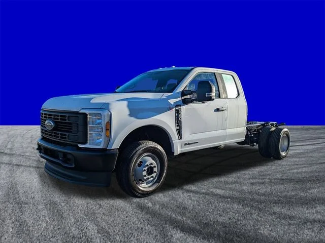 2026 Ford F-350 Super Duty Chassis Cab XL - Photo 8
