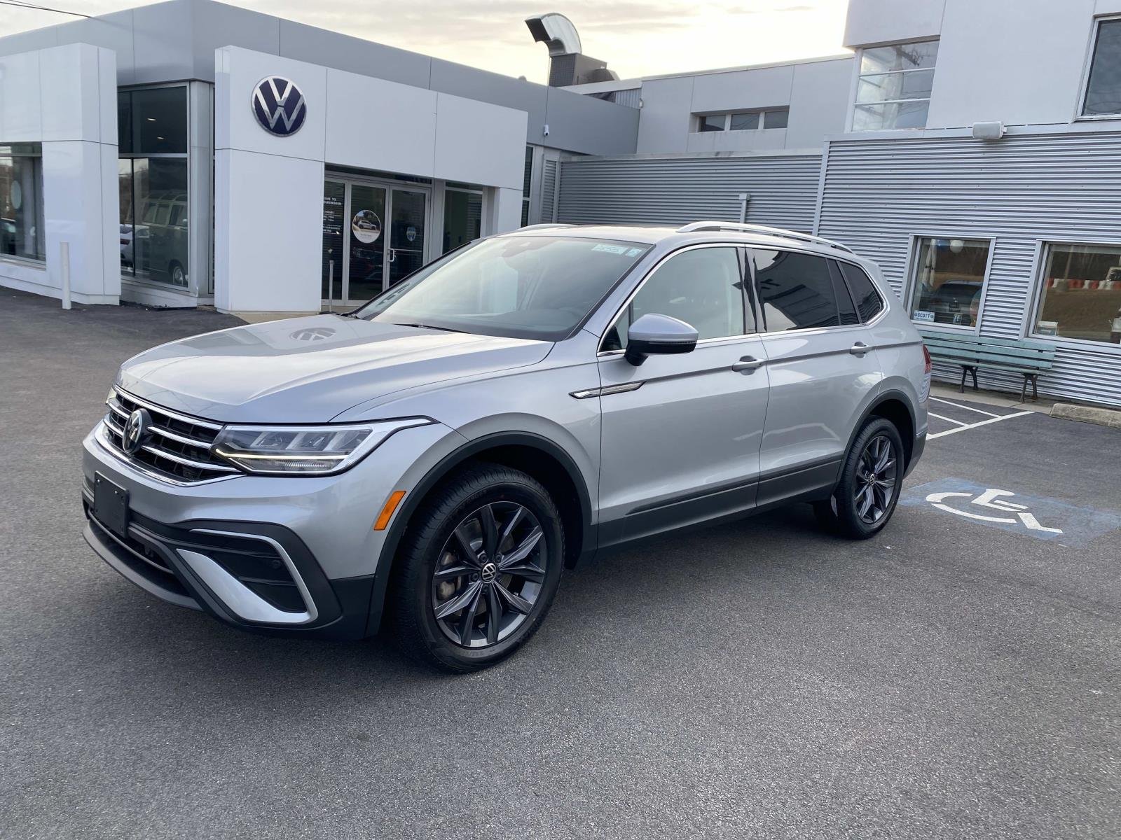 2022 Volkswagen Tiguan SE