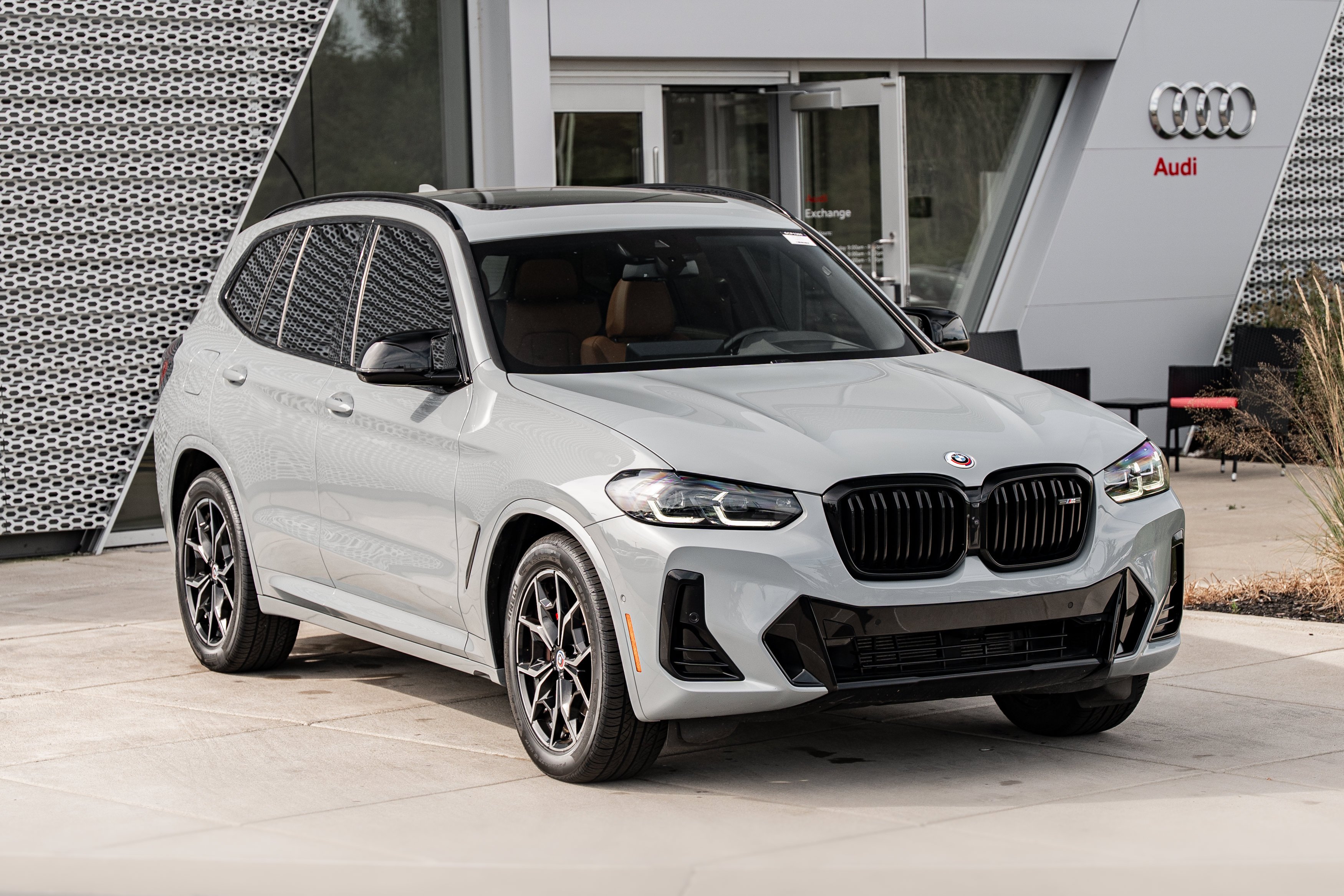 Used 2023 Brooklyn Grey Metallic BMW M40i image 2