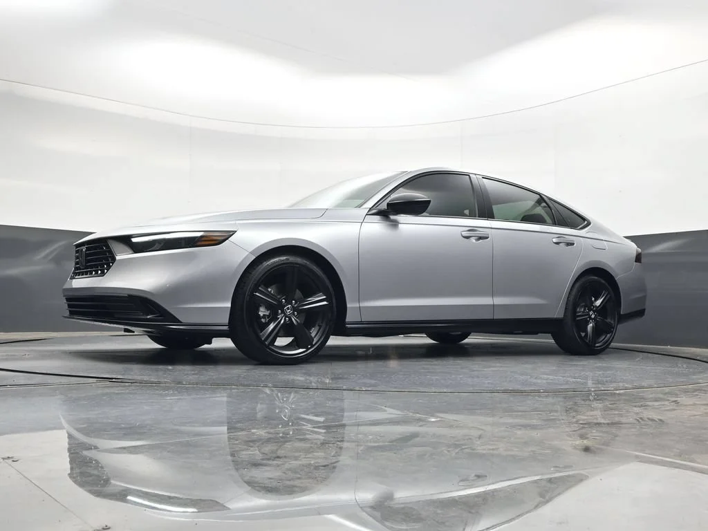 Certified Used 2026 Solar Silver Metallic Honda Sport-L image 94
