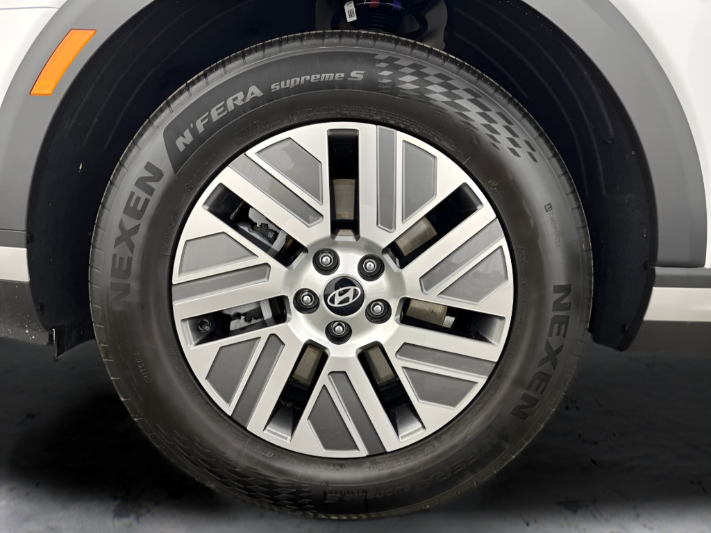 New 2026 White Hyundai SEL image 16