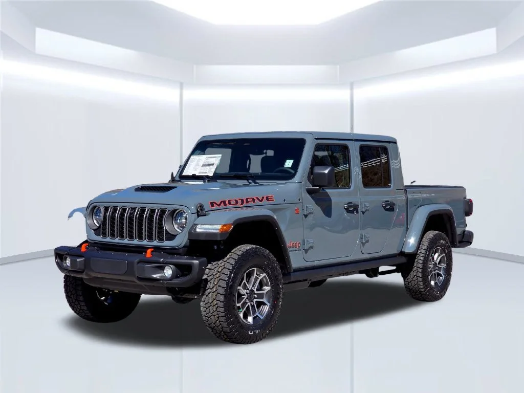 New 2026 Gray Jeep Mojave X image 2