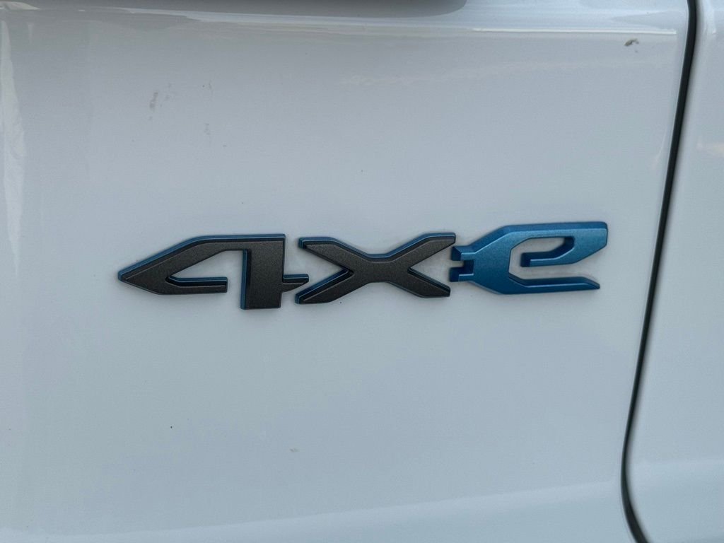 Used 2024 White Jeep High Altitude 4xe image 31