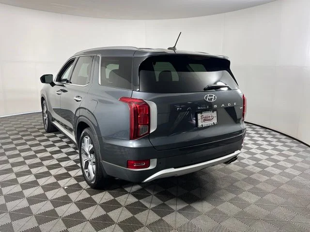 Used 2022 Gray Hyundai SEL image 5