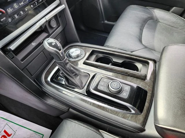 Used 2024 Gray INFINITI LUXE image 31