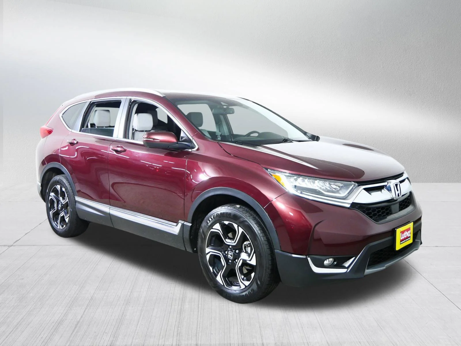 Used 2017 Gray Honda Touring image 1